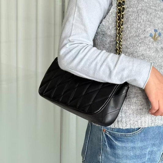 Elegant Black Quilted Crossbody Bag for Women, Classic Small Purse with Gold Chain Strap | Stylish Vegan Leather Shoulder Bag | Versatile Evening Handbag for Dating and Parties | Timeless Fashion Gifts for Her